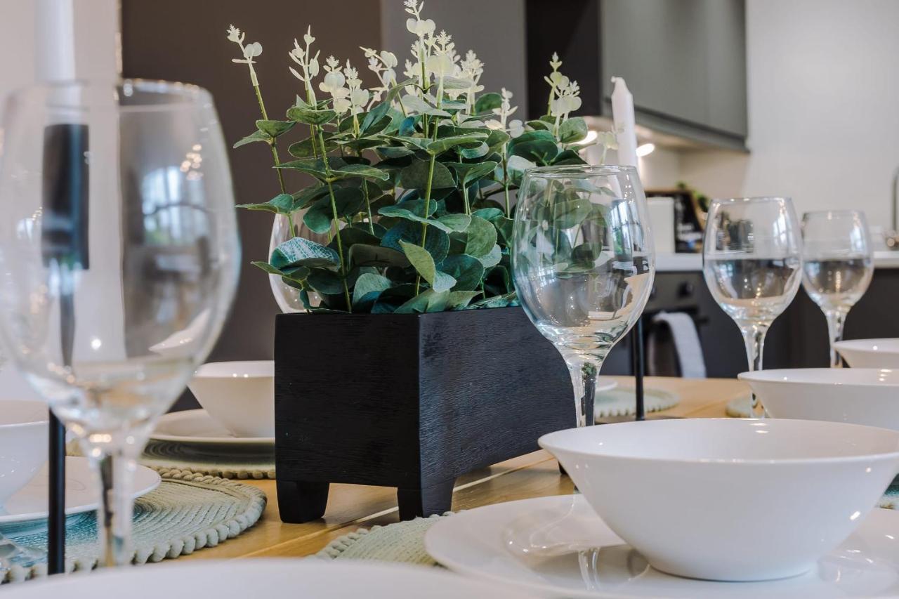 Host & Stay - The Rodney Courtyard Liverpool Bagian luar foto